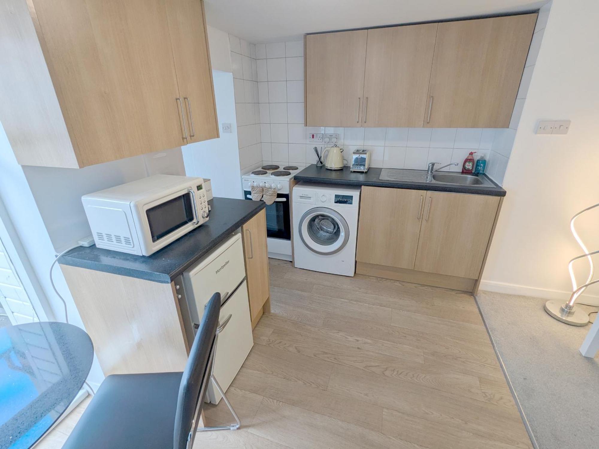Harbour Steps - Torquay Luxury Apartment - Balcony, Free Parking, Netflix & Wifi 외부 사진