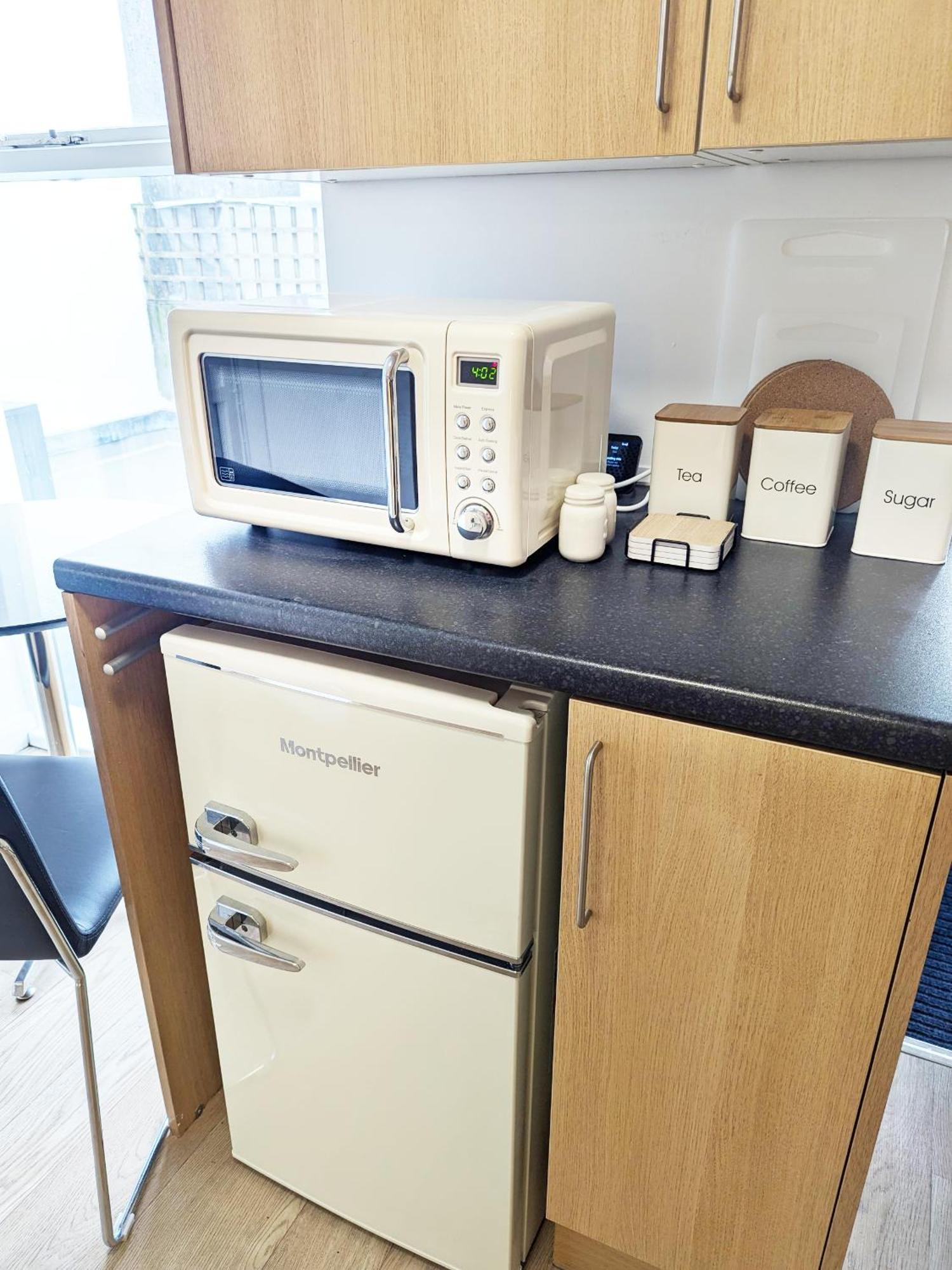 Harbour Steps - Torquay Luxury Apartment - Balcony, Free Parking, Netflix & Wifi 외부 사진